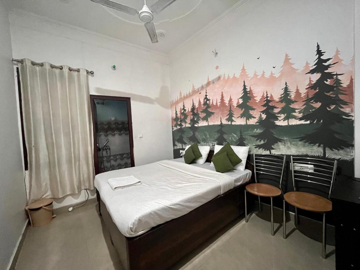 Joey'S Homestay Рішикеш Екстер'єр фото